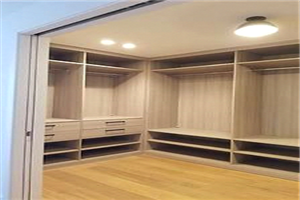 Best Closet Lighting For Walk-In Closet