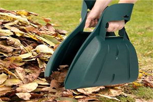 Best Gutter Scoop For Leaves