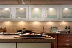 Best Puck Lights For Cabinets