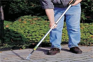 Best Weeding Knife For Cracks